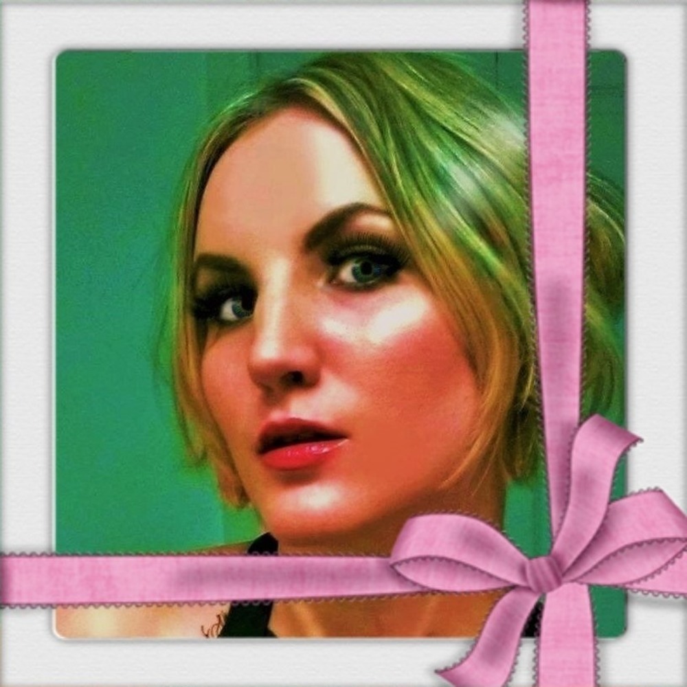 Meet your Posher, Katya